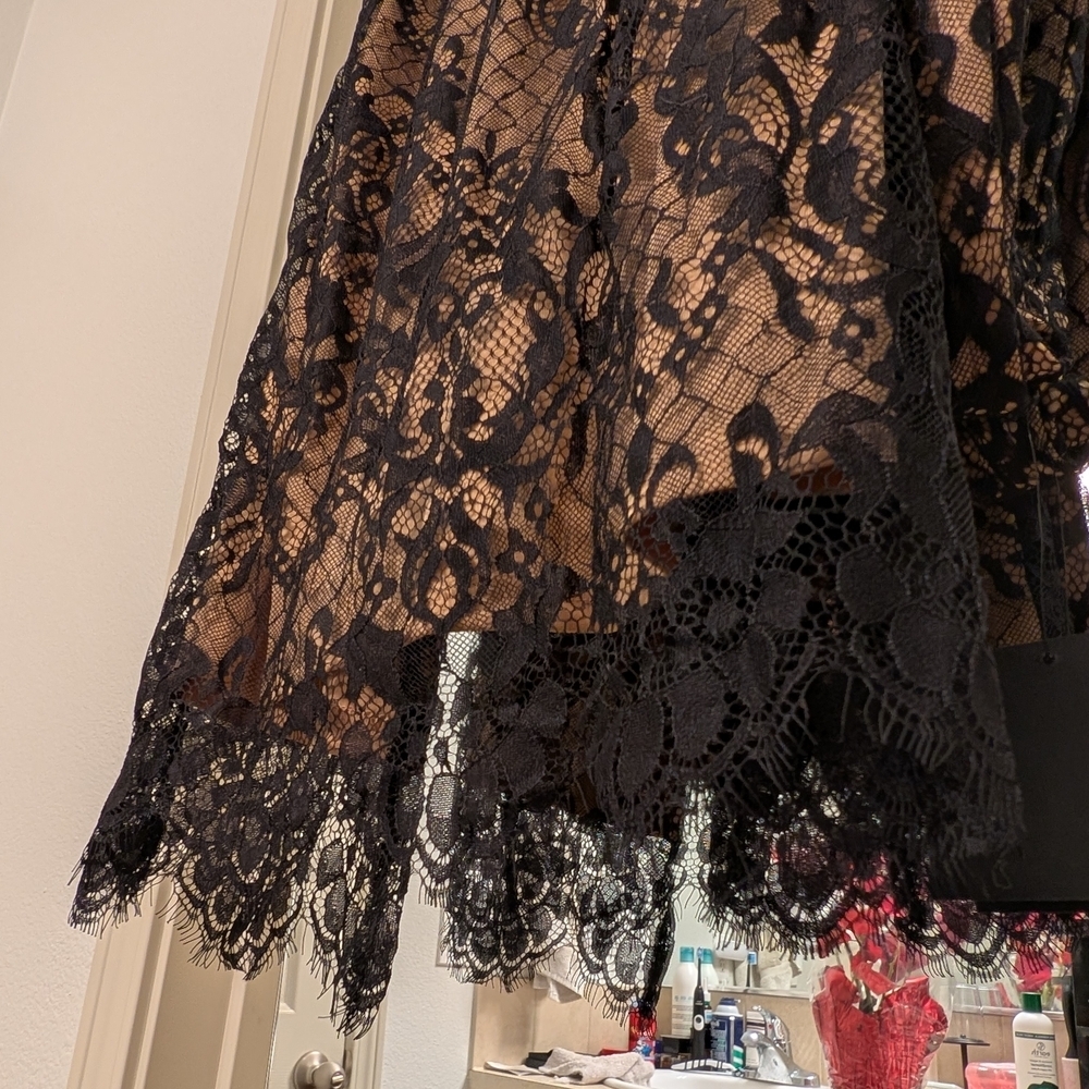 NWT Lulu's Classy Flirtation Black And beige Bustier Maxi Dress Size Small - Picture 6 of 16